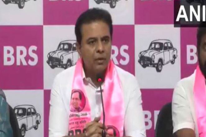 India News | Telangana: KTR Slams CM Revanth Reddy; Accuses Congress of Betraying BCs