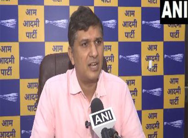 India News | EC Should Respond to Rahul Gandhi with Facts, Not Planted News: AAP's Saurabh Bhardwaj