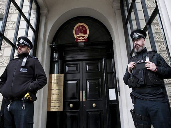 World News | Chinese Students Allegedly Deployed as Spies in British Universities: Report