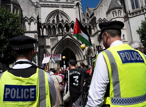 World News | London Police Arrest More Than 300 at Pro-Palestine Action Protest After UK Govt Brands Group as 'terror Organisation'