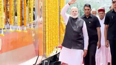 PM Narendra Modi Flags Off 3 Vande Bharat Trains at KSR Railway Station in Bengaluru (Watch Video)
