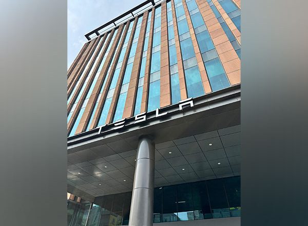 Business News | Tesla to Launch New Experience Centre  in Delhi's Aerocity Tomorrow