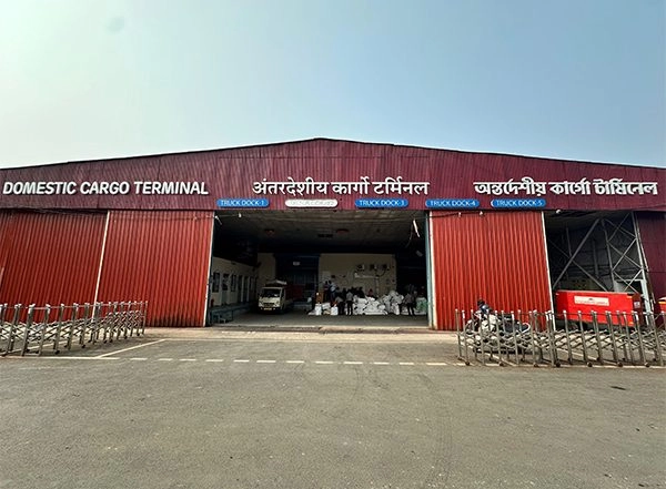 India News | Highest-ever 952 MT Cargo Handled at GIAL Terminal at Guwahati Airport