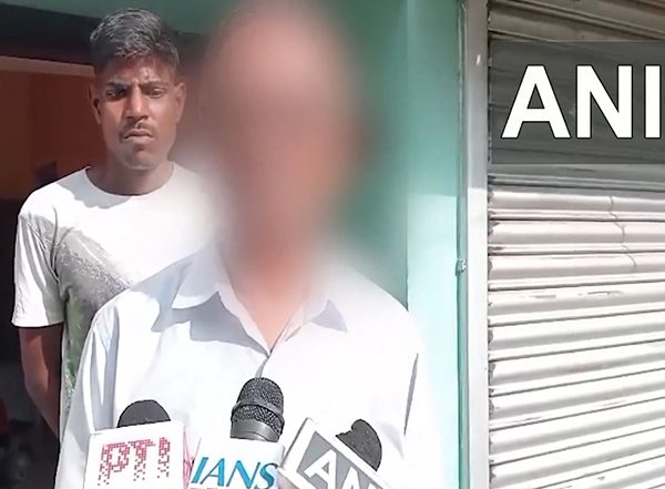 India News | RG Kar Rape Victim's Father Alleges Police Assault on Wife During Nabanna Abhiyan Rally