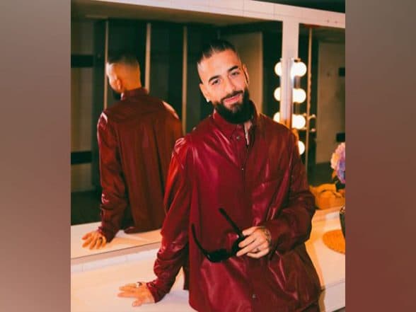 Entertainment News | Colombian Rapper Maluma Halts Concert to Call out Woman Who Brought Baby Without Ear Protection