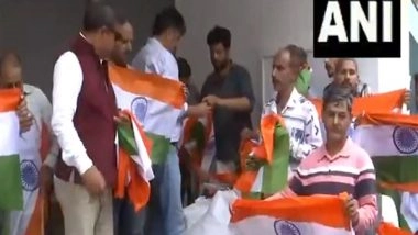 India News | J-K: Doda District Administration Distributes 1 Lakh National Flags Under 'Har Ghar Tiranga' Campaign