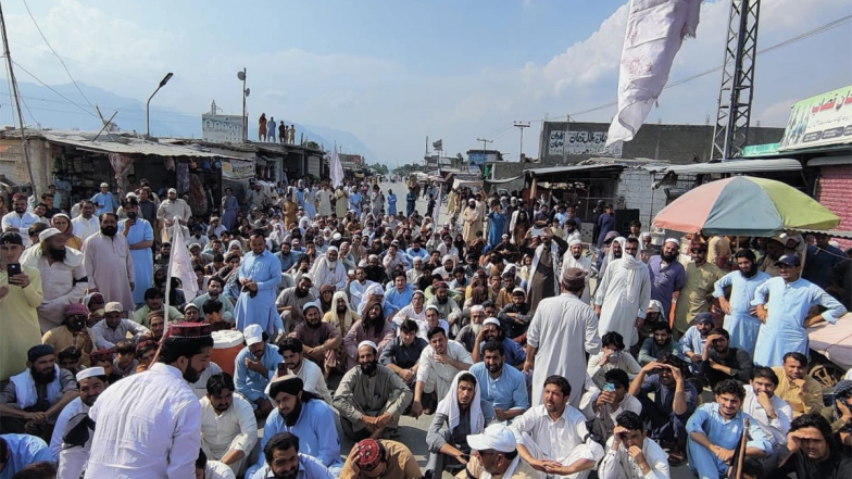 World News | Shisper Glacier Flood Devastates PoGB, Blocks Karakoram Highway and Isolates Communities