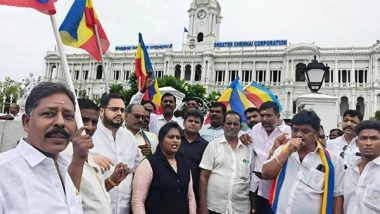 India News | Chennai Sanitation Workers Continue to Protest Against Privatisation for 13th Day Outside Greater Chennai Coorporation