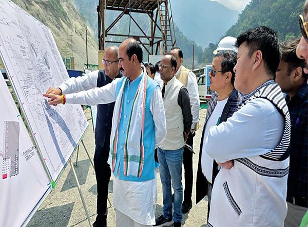 Business News | India Builds 10,660 Km of Highways in FY25, Eyes Rs 3 Trillion Push, Road Minister Ajay Tamta to Boost Road Reforms at RAHSTA Expo 2025