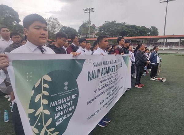 India News | Mizoram: Over 600 Students Participate in Nasha Mukt Bharat Abhiyan Walk in Aizawl