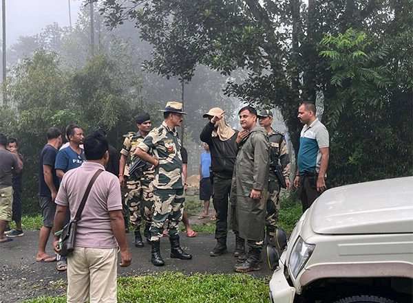 India News | BSF Meghalaya Launches Massive Joint Operation to Flush out Bangladeshi Miscreants