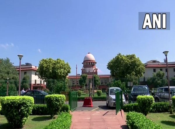 India News | Rounding Up of Stray Dogs in Delhi-NCR in Interest of Humans as Well as Dogs; Not Personal: SC