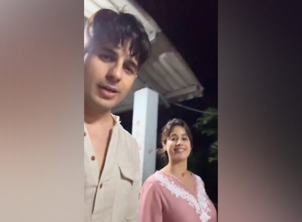 Entertainment News | On Mom Sridevi's Birth Anniversary, Janhvi Kapoor Seeks Blessings at Tirumala, Co-star Sidharth Malhotra Joins Her