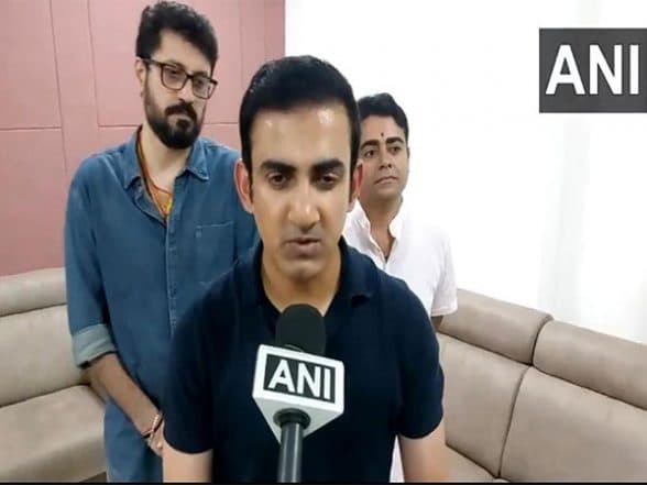 Sports News | Indian Head Coach Gambhir Attends Bhasma Aarti at Shri Mahakaleshwar Jyotirlinga Temple