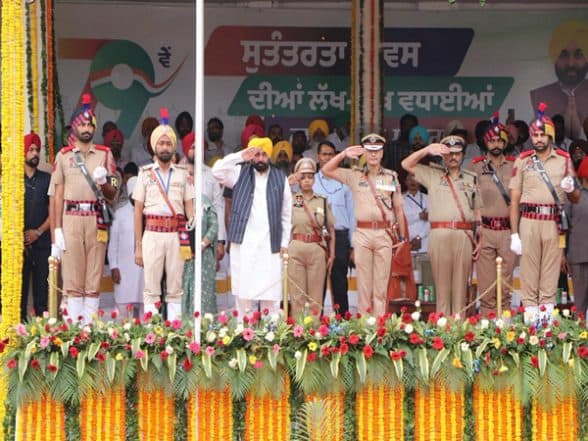 India News | Punjab is First State to Provide Financial Aid of Rs 1 Crore to Families of Fallen Soldiers: CM Bhagwant Mann on Independence Day