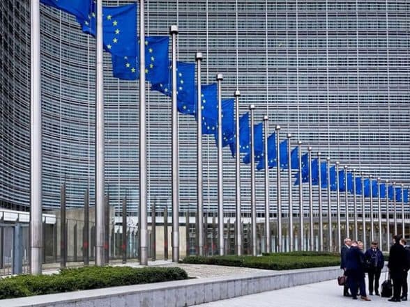 World News | European Leaders Welcome President Trump's Efforts to End War in Ukraine
