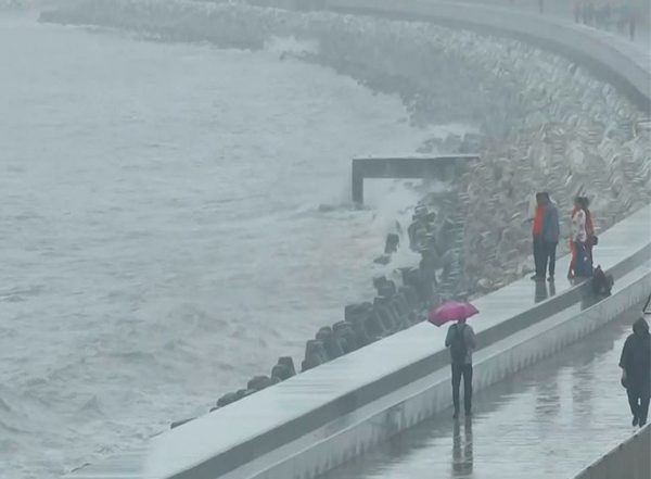 India News | Maharashtra: Flash Flood Risk in Konkan, Mumbai Amid Heavy Downpour