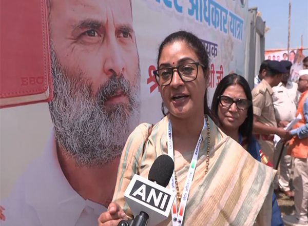 India News | Voter Adhikar Yatra: Alka Lamba Accuses ECI of Ignoring Fake Voter Evidence Under Govt Pressure