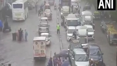 India News | Mumbai Rain Delays Local Trains by 10 to 15 Minutes, Low Visibility and Waterlogging Reported as the Root Cause