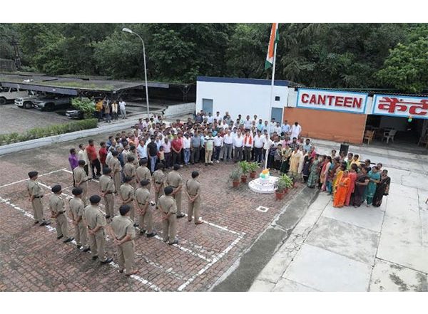 Business News | Moglix Marks Independence Day by Making Khatema Fibres a Safer, More Progressive Workplace
