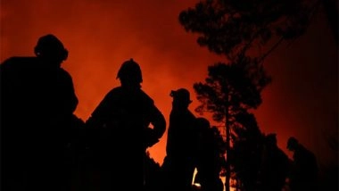 World News | Wildfires Force Evacuations in Spain, Portugal as Heatwave Intensifies