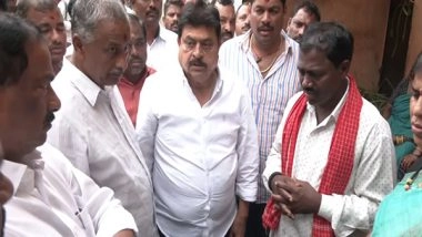 India News | Telangana Electrocution Incident: N Ramchander Rao Meets Victims' Families; Criticises Congress Govt