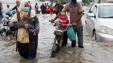 World News | Pakistan: Karachi Rains Trigger Power Outages, Traffic Disruptions; Authorities Declare Emergency