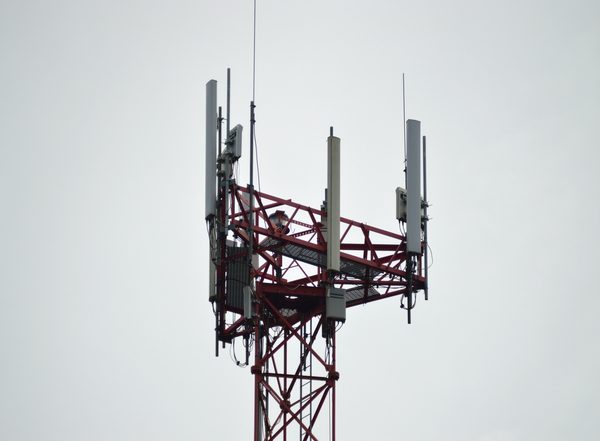 Business News | Indian Telecom Sector Q1FY26 Results Show Steady Growth, 5G Expansion: Report