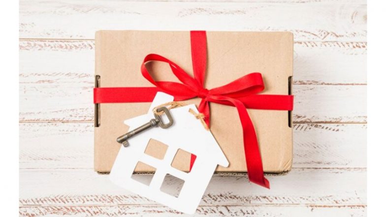 Business News | Home Loan Festive Offers: Bajaj Finserv Offering Lowest Interest Rates Starting at 7.35%