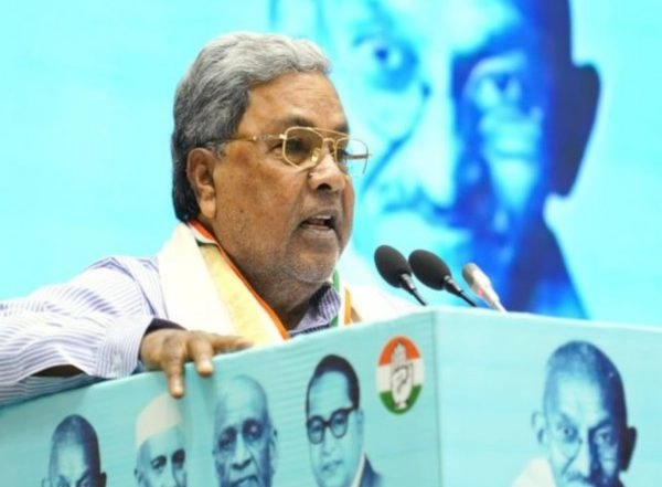India News | Siddaramaiah Thanks Rajnath Singh for Approving IAF Air Show at Mysuru Dasara 2025