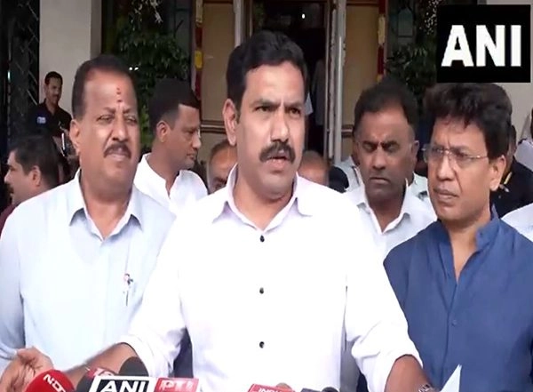 Sports News | CM Siddaramaiah, DK Shivakumar Should Take Responsibility for Bengaluru Stampede: BJP's Yediyurappa