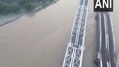 India News | Delhi: Yamuna Continues to Flow Close to Danger Mark