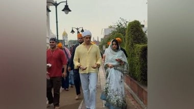 Entertainment News | Sidharth Malhotra, Janhvi Kapoor Seek Blessings at Gurdwara Bangla Sahib