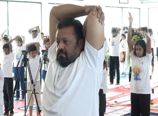 India News | Kerala: Actor Madhav Suresh, Son of Union Minister Suresh Gopi Detained After Road Rage Incident