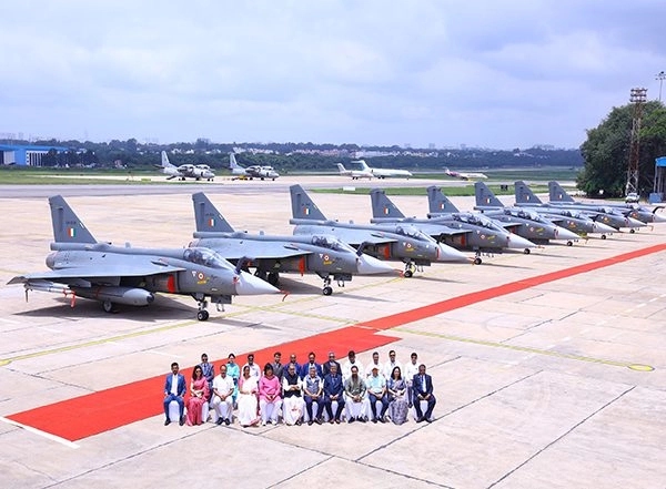 India News | Parliamentary Standing Committee on Defence Visits HAL Facilities in Bengaluru