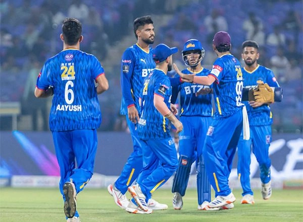 Sports News | Playoff Hopes on the Line as Purani Dilli 6 Seek Turnaround in Crucial Saturday Encounter in DPL 2025
