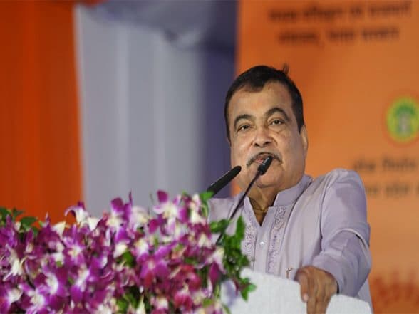 India News | Union Minister Nitin Gadkari Announces Various Road Projects for Madhya Pradesh, Including Greenfield Highway, Tiger Corridor