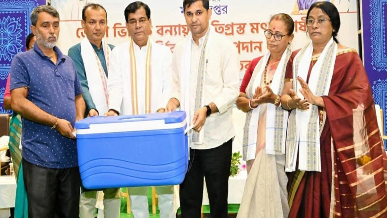 India News | Fisheries Department Extends Financial Aid to Fish Farmers in West Tripura