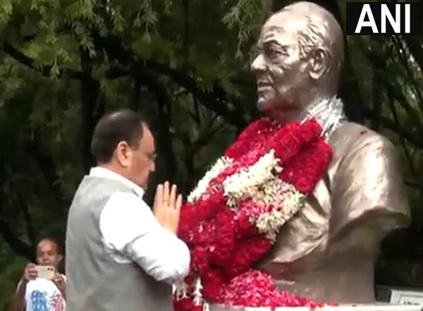 India News | Union Minister Nadda Pays Tribute to Former Finance Minister Arun Jaitley on His Death Anniversary