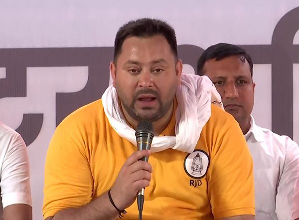 ‘EC’s Credibility Is Over, Working Like BJP’s Cell’, Says Tejashwi Yadav at Press Conference During ‘Voter Adhikar Yatra’ in Bihar’s Araria (Watch Video)