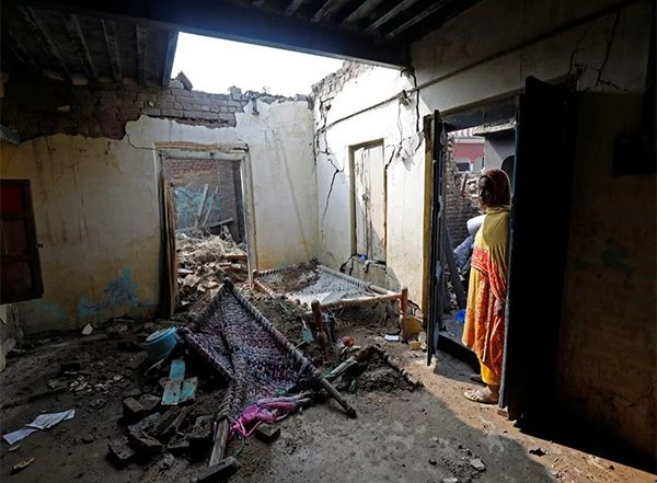 World News | Earthquake of Magnitude 4.3 Strikes Pakistan