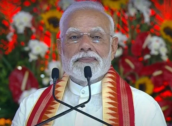 India News | PM Modi Expresses Condolences over Loss of Lives in Cloudbursts, Heavy Rains; Says Fury of Nature Has Become a Challenge