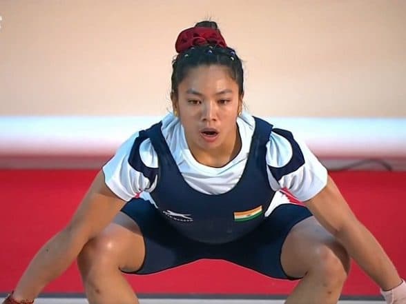 Sports News | Mirabai Chanu Secured Gold in Commonwealth Weightlifting C'ships on Competitive Return, Books Spot in 2026 CWG