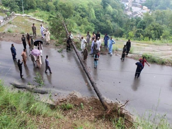 World News | Pakistan: KP Faces Flood Devastation, Disease Outbreaks as Govt Moves on Compensation