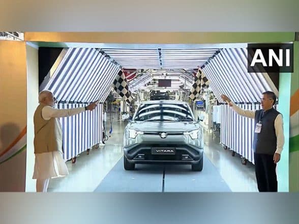 India News | PM Narendra Modi Flags off Suzuki's 'e-VITARA' from Hansalpur Plant on Day 2 of Gujarat Visit