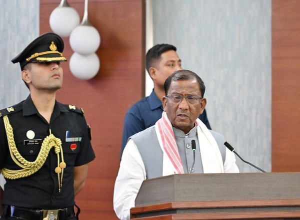 India News | Assam Governor Attends 'Rishta Sainik Se'; Calls Upon Young Generation to Emulate Spirit of Patriotism of Soldiers