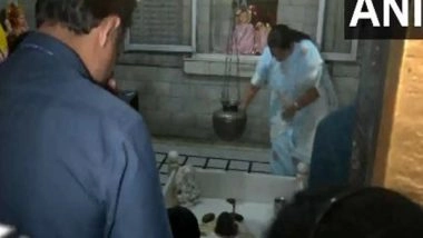 India News | Delhi CM Rekha Gupta Offers Prayers, Extends Greetings on Ganesh Chaturthi