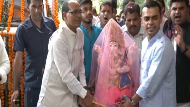 India News | Shivraj Singh Chouhan Welcomes Lord Ganesha at Bhopal Residence, Urges Adoption of Swadeshi Products