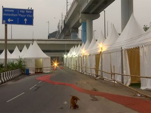 India News | Flood Relief Camps Set Up in Delhi's Mayur Vihar as Yamuna Crosses Danger Level