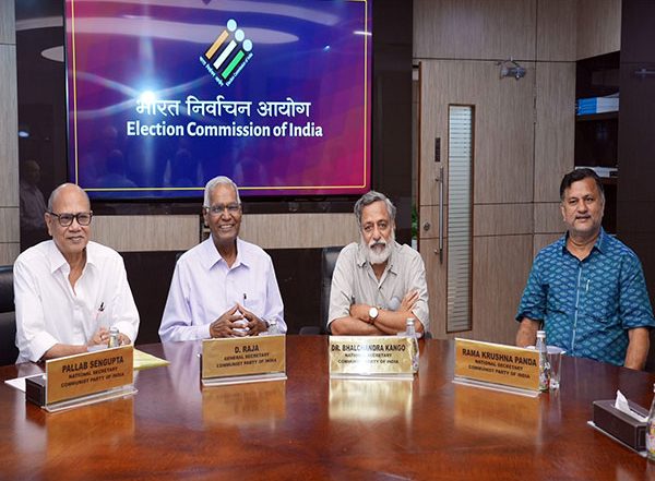 India News | CEC Gyanesh Kumar Holds Meeting with CPI Delegation Led by D Raja